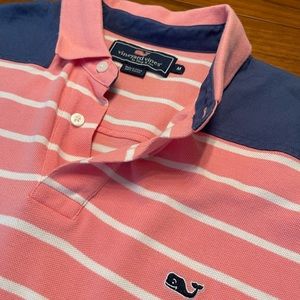 Size M Vineyard Vines polo shirt